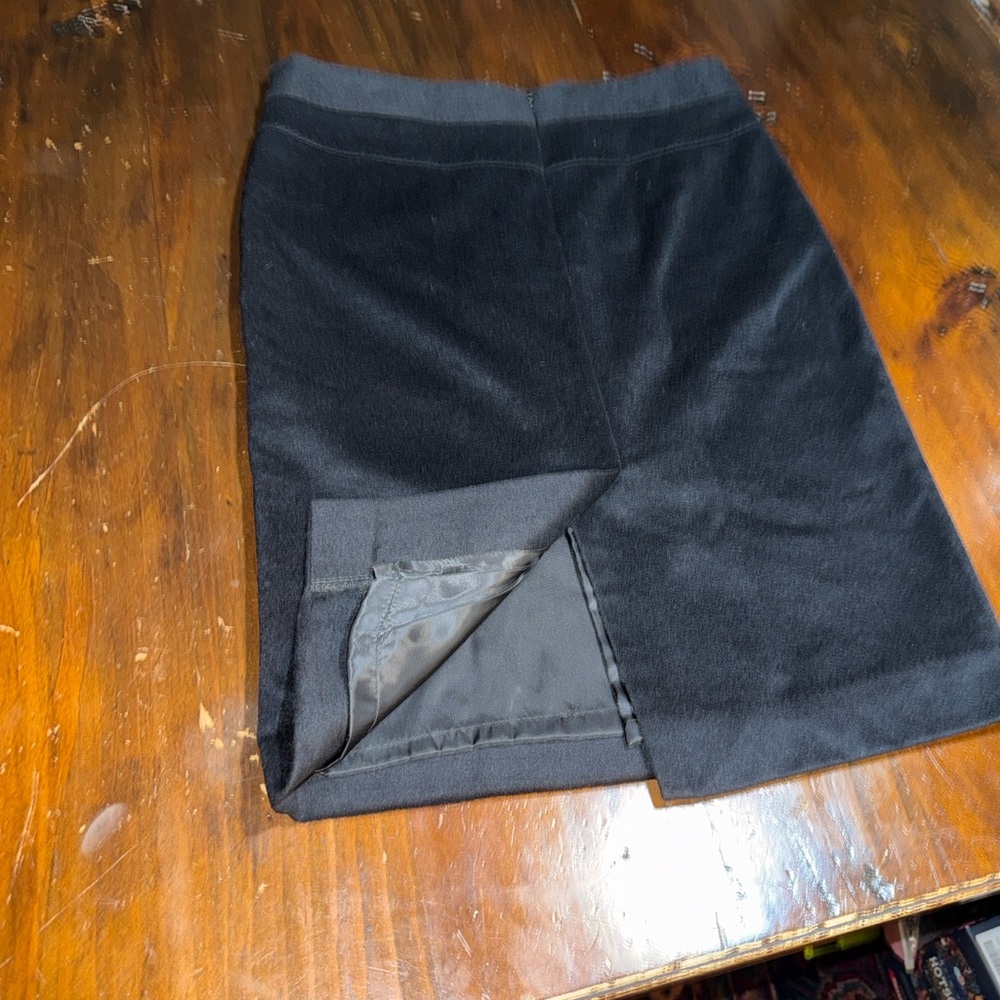 NEW LAN JAENICKE CASHMERE PENCIL SKIRT🌺 - Picture 4 of 10